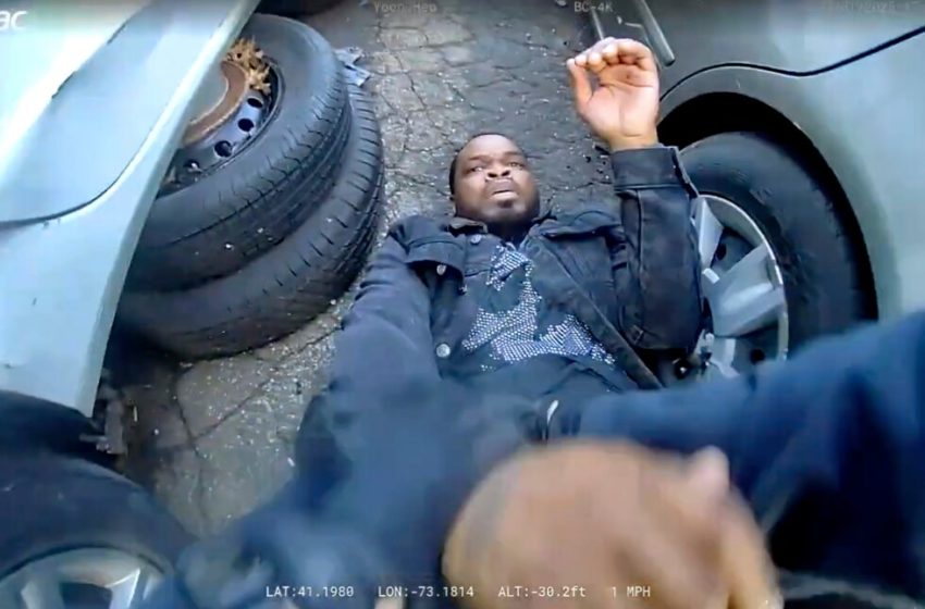  Man shot by police in Bridgeport dies after ambulance delay