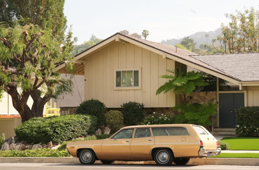  ‘Brady Bunch’ house gets LA landmark status