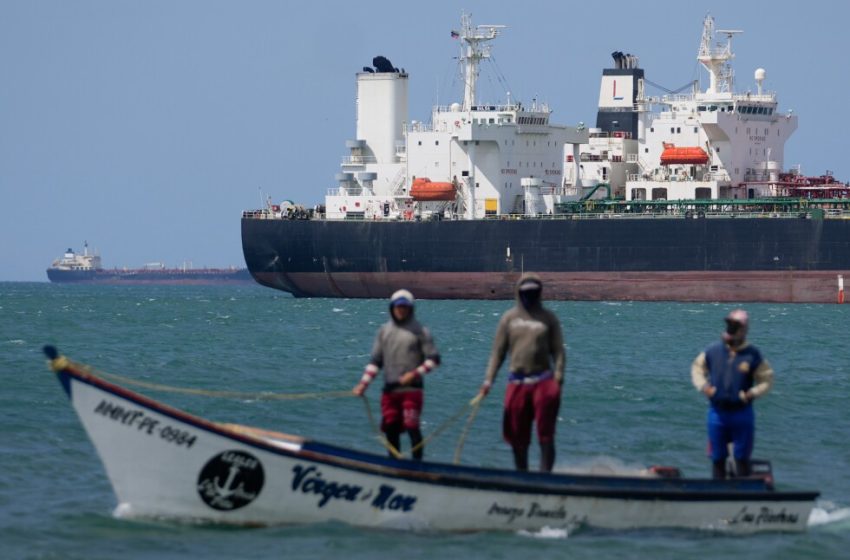  US clears the way for Venezuela to sell more oil as Iran war boosts prices