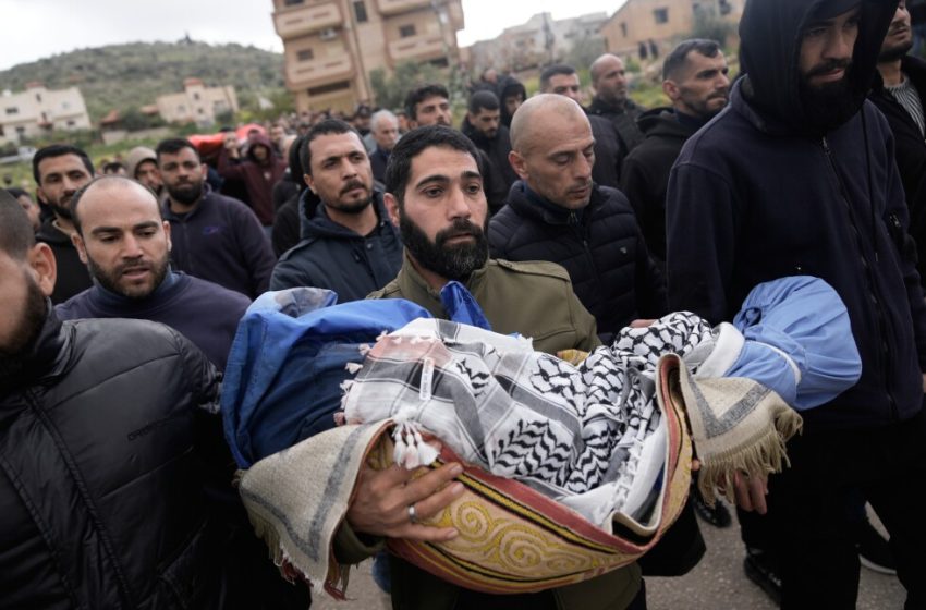  Israeli soldiers fire on family car, killing 4 in occupied West Bank