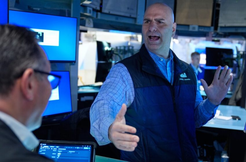  US stocks climb again, even as oil prices resume their rise