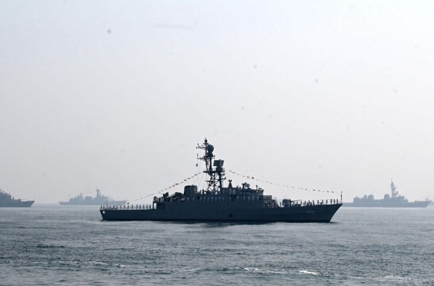  US and Iran spar over weapons status of Iranian warship sunk by submarine