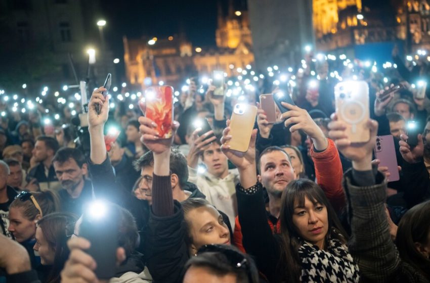  Young Hungarians campaign to end Viktor Orbán’s 16-year rule