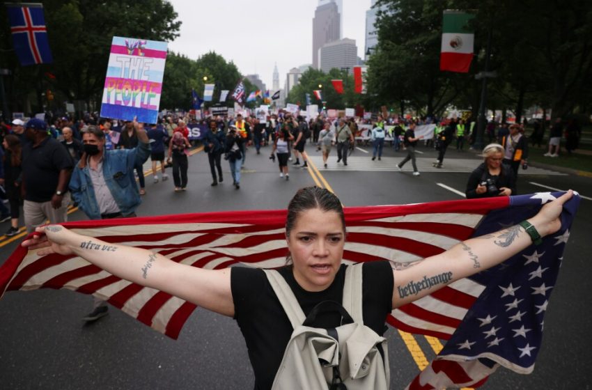  Minnesota takes center stage at ‘No Kings’ protests