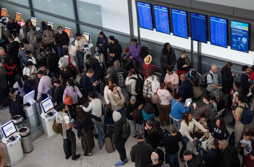  Enhanced role for immigration officers at US airports