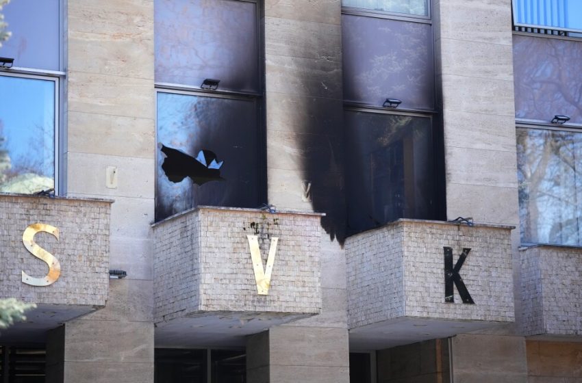  Molotov cocktails thrown at Russian center in Prague, say Czech police