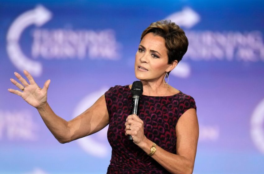  Judge orders restoration of Voice of America