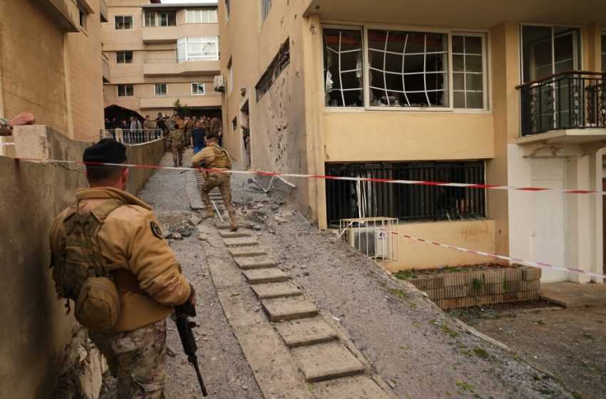  Lebanon’s foreign ministry expels Iranian ambassador as relations deteriorate