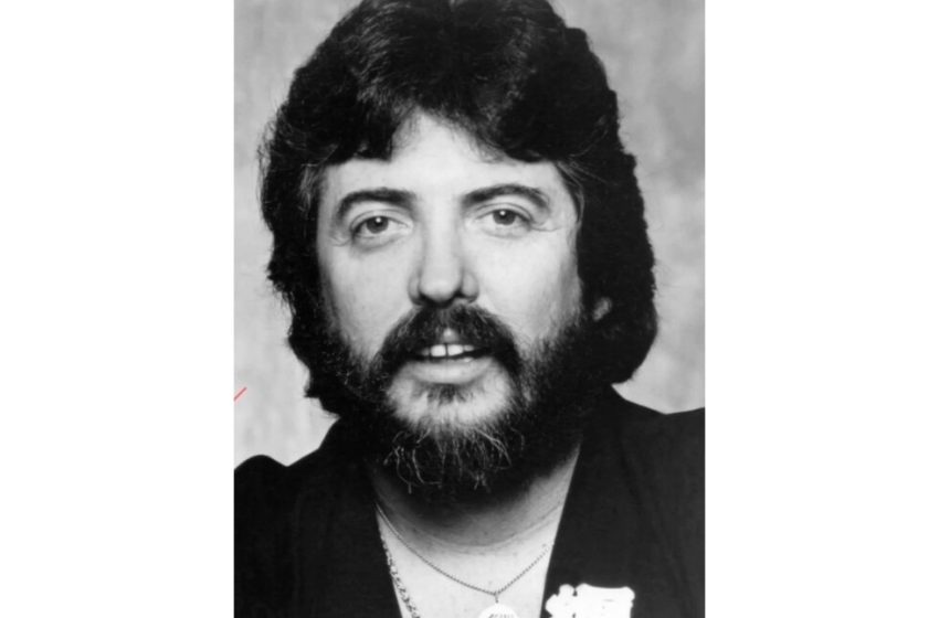  Dash Crofts, half of ’70s duo behind ‘Summer Breeze’ and ‘Diamond Girl,’ dies at 87