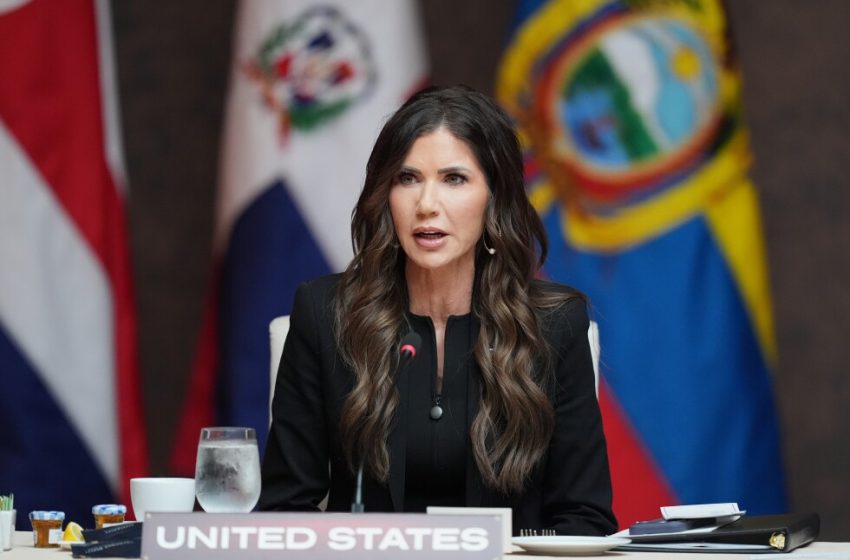  Costa Rica to accept 25 migrants deported from the United States weekly