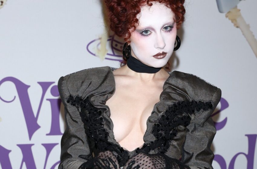  Chappell Roan pushes back after soccer star Jorginho claims daughter mistreated