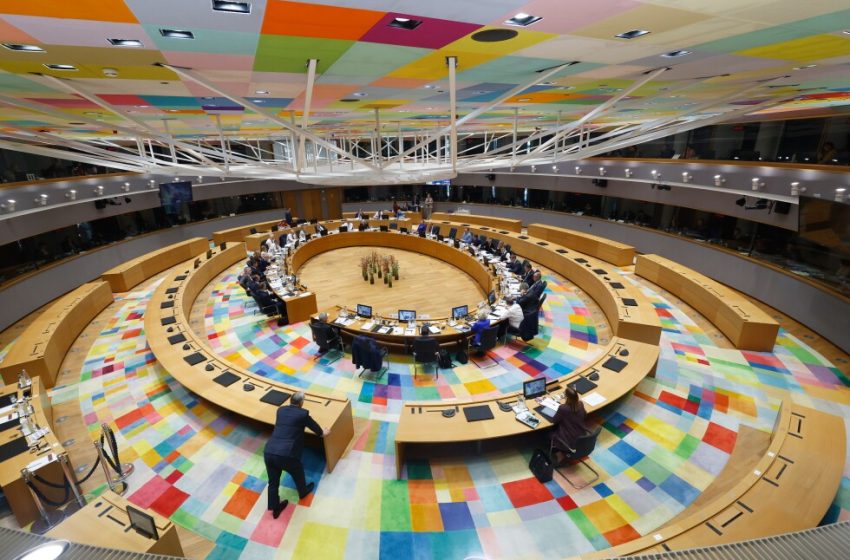  Orbán opponent demands investigation into Hungary’s alleged backchannel with Moscow