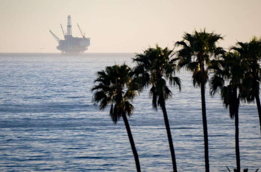  Trump administration orders restart of California coastal oil drilling