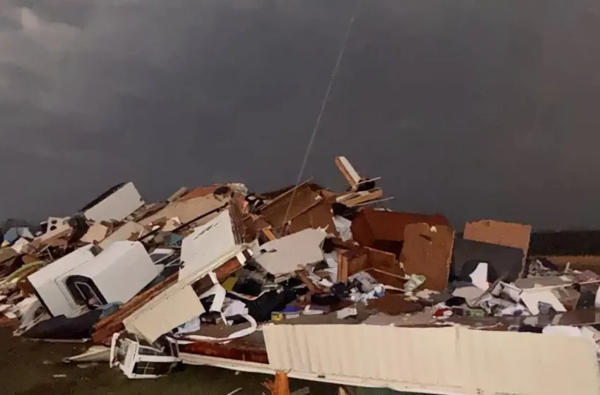 Live Updates: 2 dead as severe storms bring hail, damaging winds and tornado risk to northeast Oklahoma