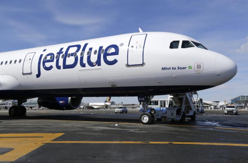  FAA briefly grounds JetBlue flights