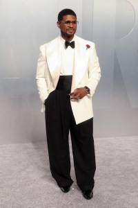 Usher at the 2026 Vanity Fair Oscar Party held at the Los Angeles County Museum of Art on March 15, 2026 in Los Angeles, California.