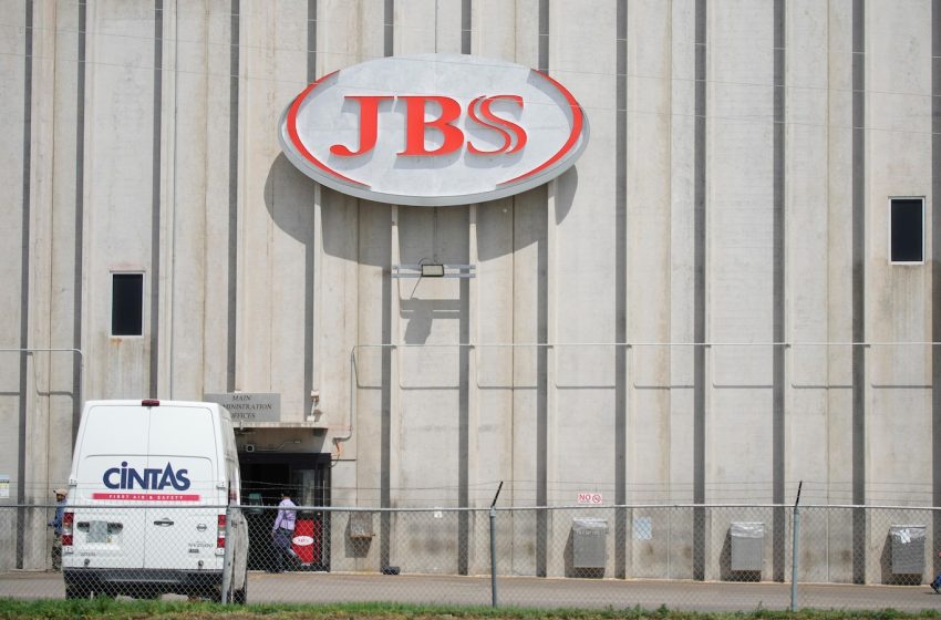  3,800 workers are set to strike Monday at one of nation’s largest meatpacking plants