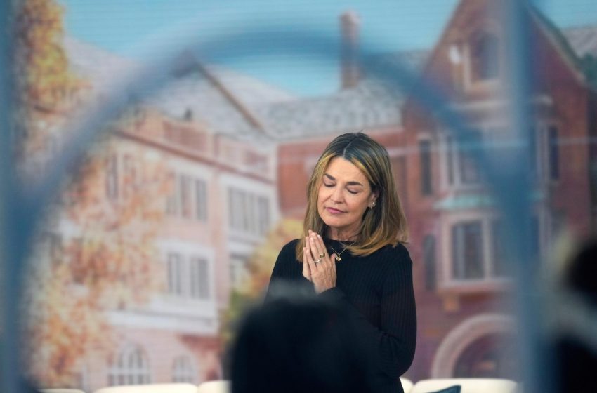  Savannah Guthrie makes offscreen visit to ‘Today’ show, first since her mother went missing