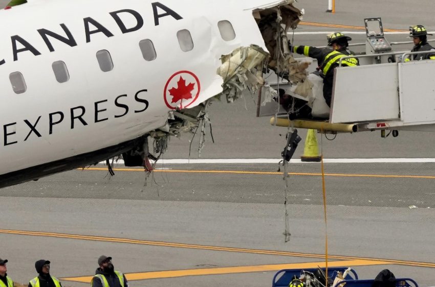  LaGuardia Airport runway where plane collided with fire truck, killing 2, reopens
