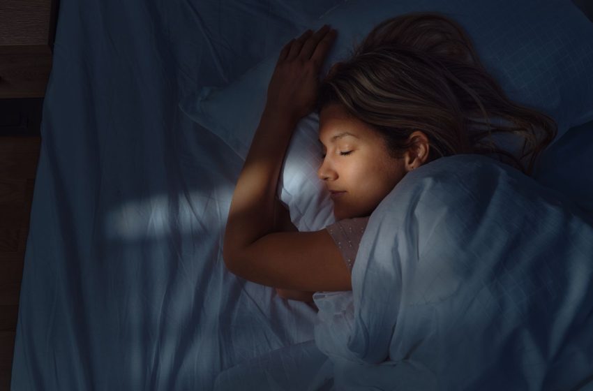  Doctors say this easy 60-minute sleep rule boosts longevity