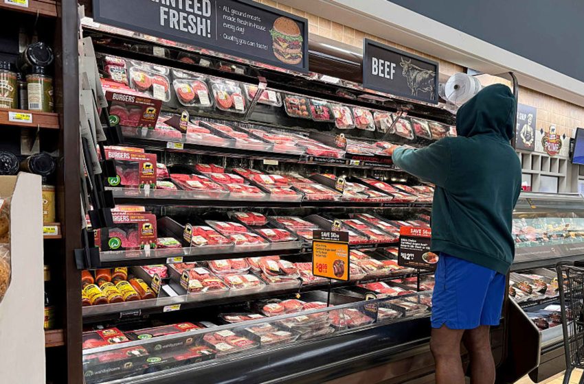  Inflation gauge held sticky at 3% as U.S. headed into war with Iran, key Fed gauge shows