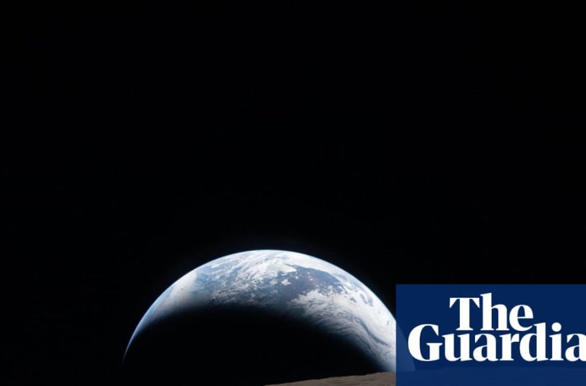  Artemis II crew describe ‘overwhelming’ emotions after soaring past the moon | Artemis II