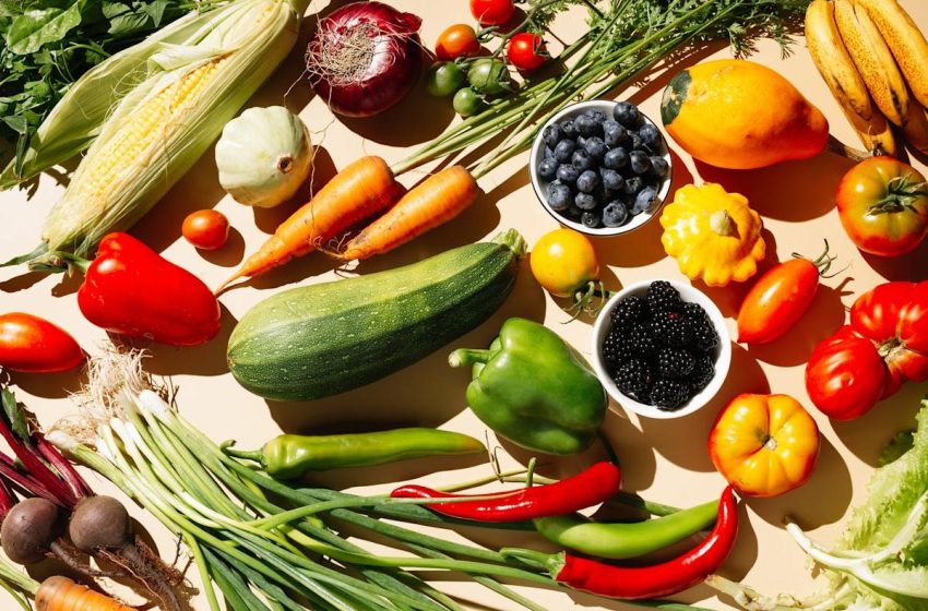  Experts Say These 12 Nutrients and Supplements May Help During Perimenopause