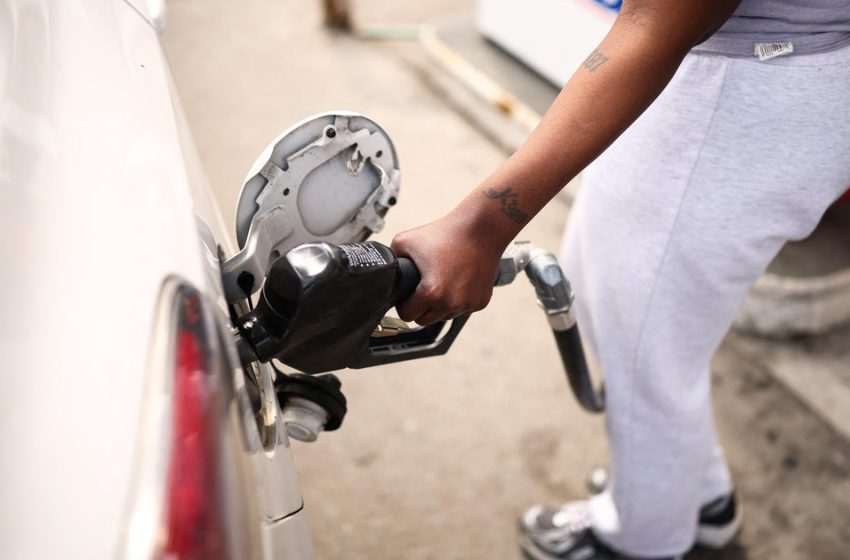  Will the Iran ceasefire quickly ease U.S. gas prices? Here’s what experts think.