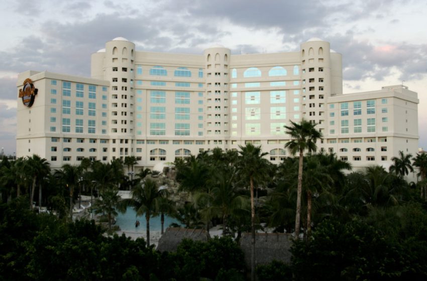  Former Migos rapper Offset in stable condition after being shot in Florida, spokesperson says