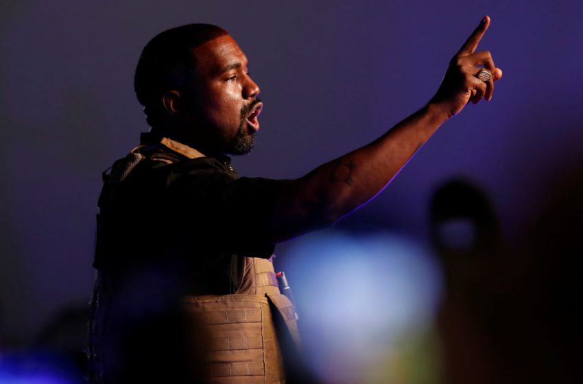  Rapper Ye blocked from entering Britain to headline festival