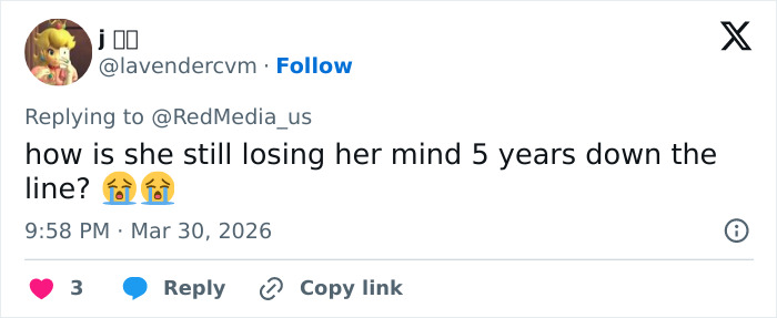 Tweet expressing confusion about Sydney Sweeney's look and genes in the new Euphoria season with crying emojis.