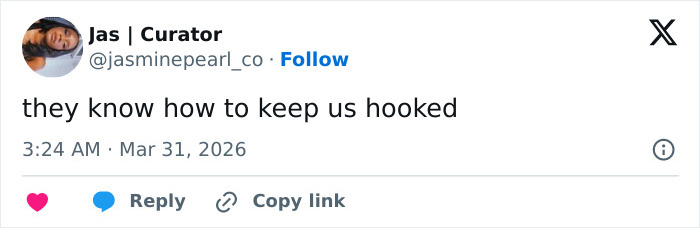 Screenshot of a tweet praising a new Euphoria season moment, relating to Sydney Sweeney’s look and great genes discussion.