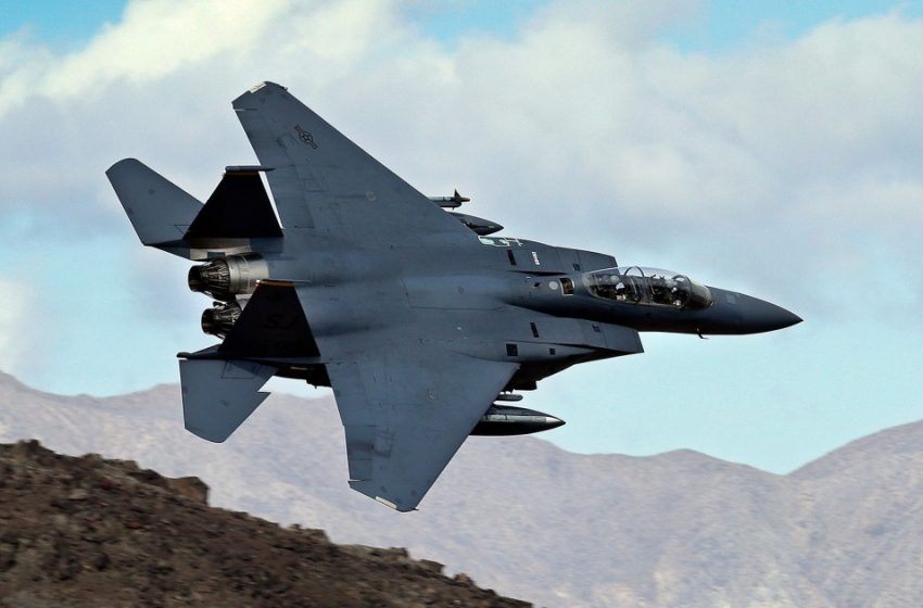  Search for pilot of downed U.S. fighter jet enters second day