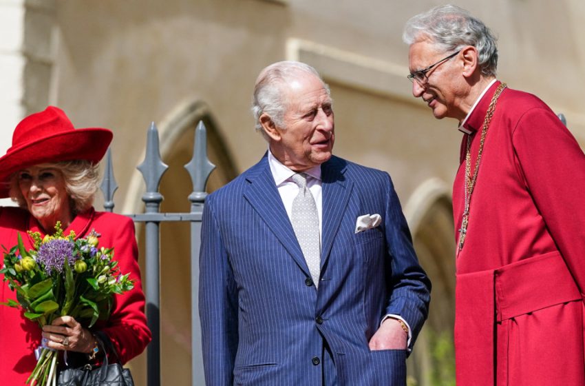  Andrew and his family absent as British royals attend Easter service