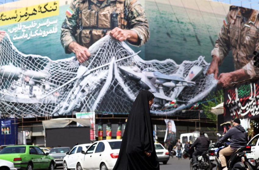  Republicans block effort to halt Trump’s war with Iran after ‘civilization’ threat