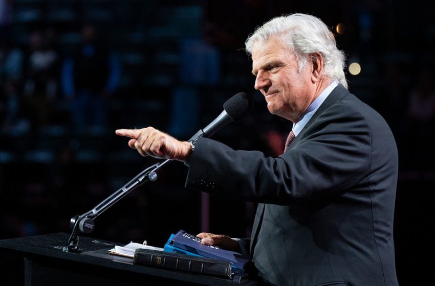  Franklin Graham cites King David in response to papal war rebuke