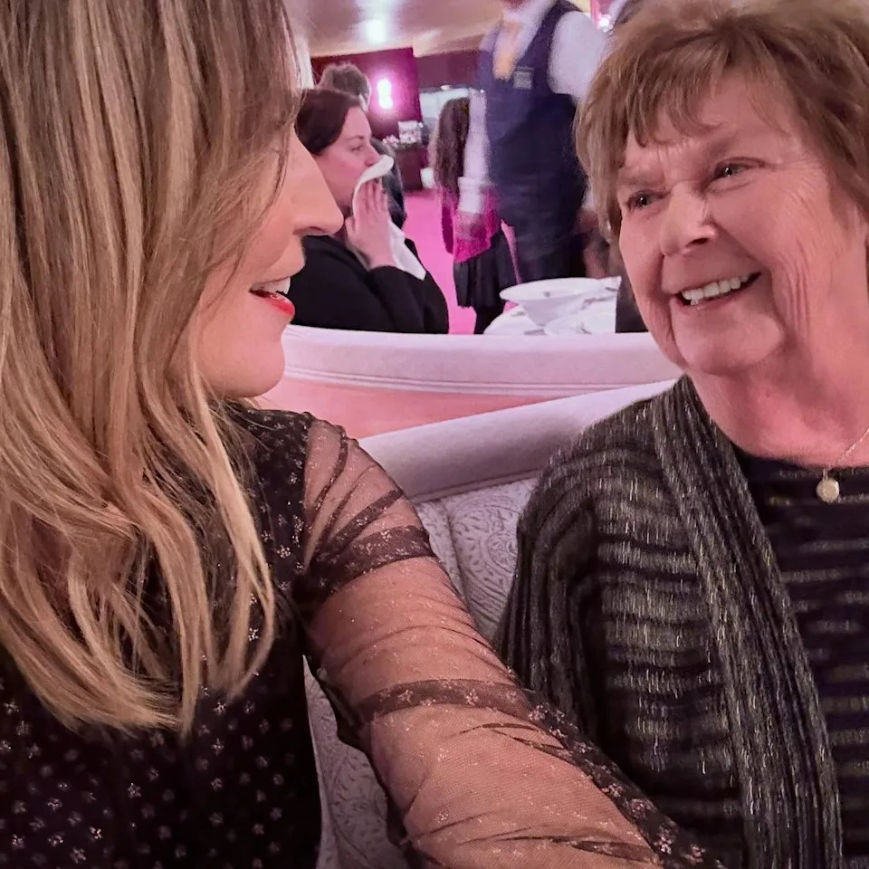 Savannah Guthrie and her mom Nancy Guthrie looking at each other and smiling