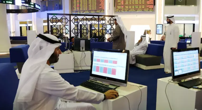  Dubai crackdown hits Iran’s economic lifeline, squeezes IRGC networks