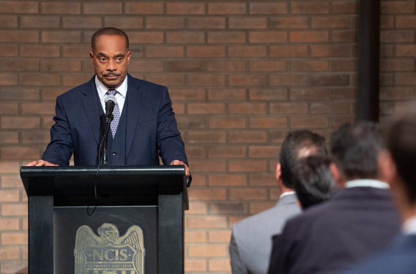  ‘NCIS’ Star Rocky Carroll Hints at Vance Return After Death