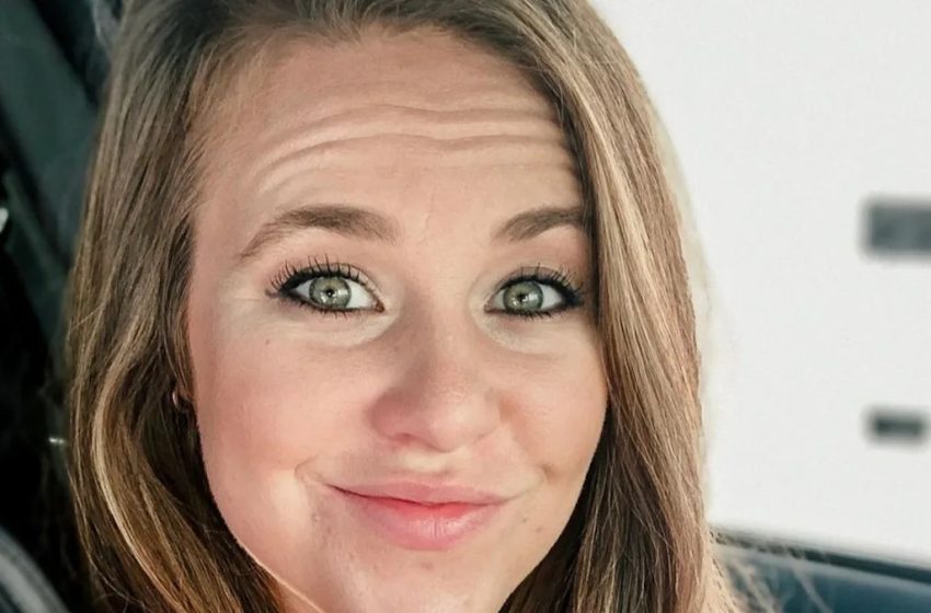  Jana Duggar Breaks Silence on Brother Joseph Duggar’s Arrest for Child Molestation