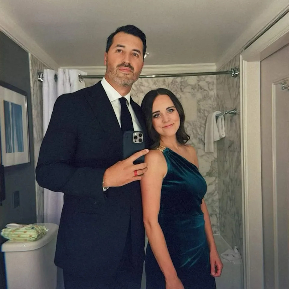 <p>Jinger Duggar Vuolo &&nbsp;Jeremy Vuolo</p>