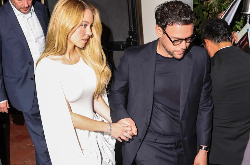  Sydney Sweeney and Scooter Braun Hold Hands as They Step Out in L.A. After “Euphoria” Premiere