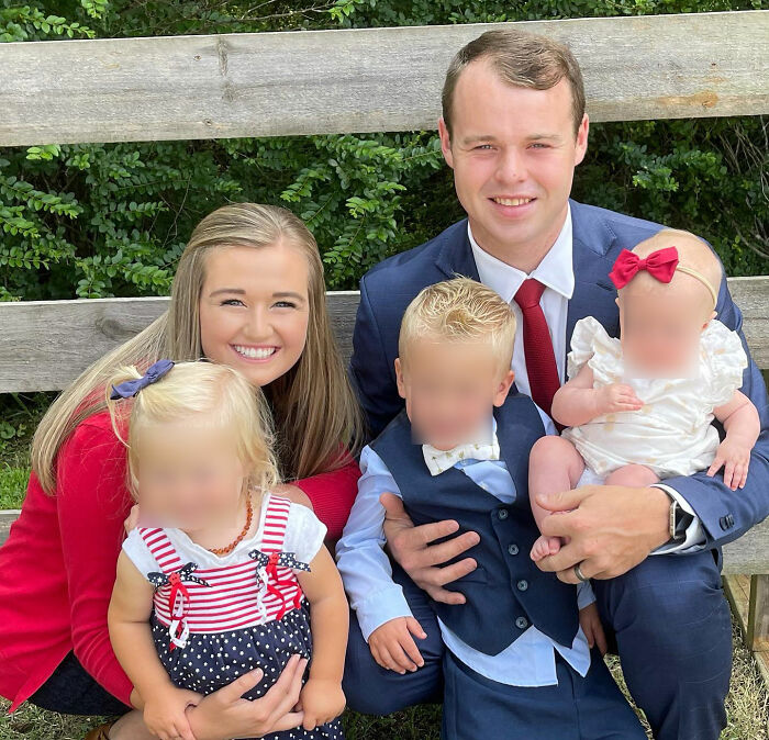 New Twist In Joseph Duggar Case As Judge Makes Decision On Horrific Charges For ‘19 Kids And Counting’ Star