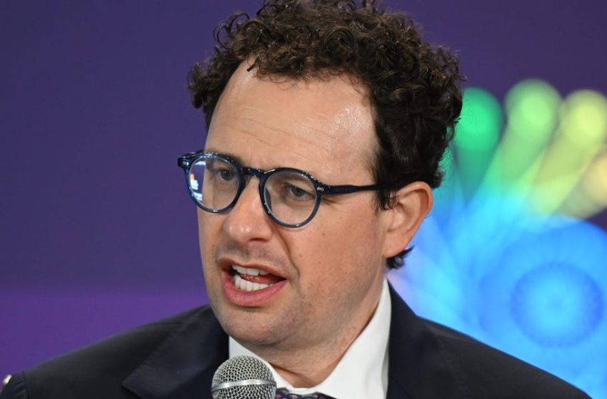  Anthropic Leak Reveals Claude Code Internal Source Code