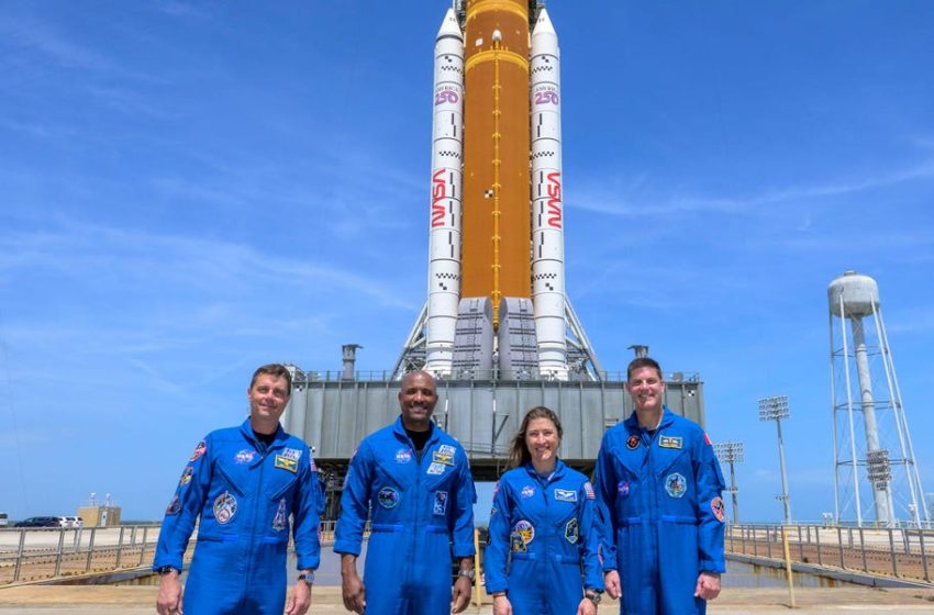  Artemis II Astronauts Had Problems Opening Microsoft Outlook