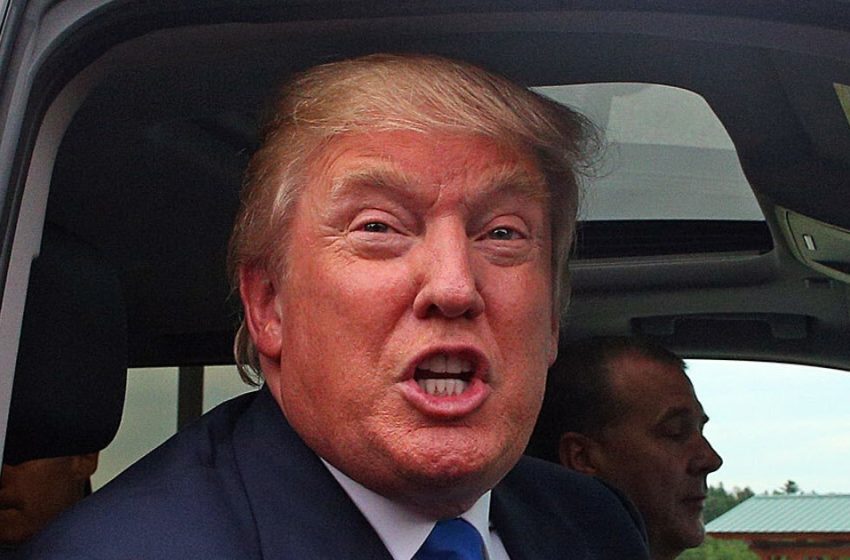  Trump Slams SCOTUS For A Truly Ridiculous Reason In Middle-Of-The-Night Rant