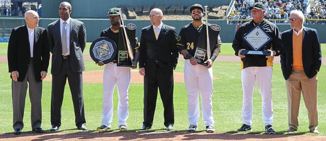 9449504_web1_ptr-bucs69-040114