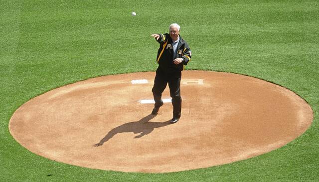 9449504_web1_gtr-starkey-040426