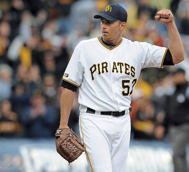 9449504_web1_gtr-starkey3-040426