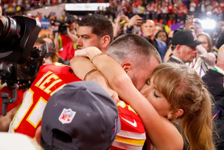 Taylor Swift and Travis Kelce celebrate Chiefs Super Bowl